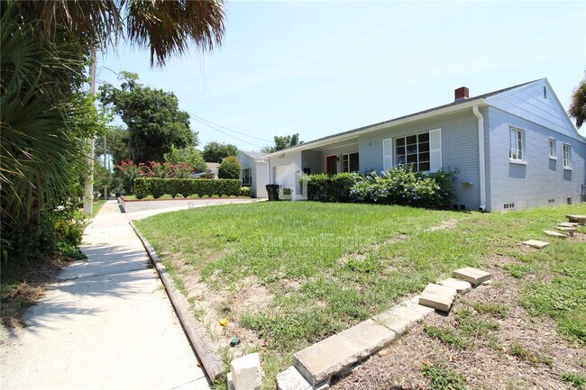 Foto del edificio - 1639 Oakmont Ln