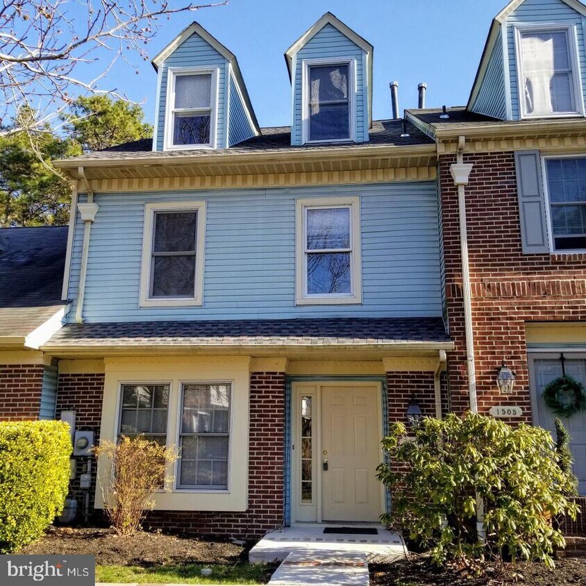 Primary Photo - 1506 Virginia Ct