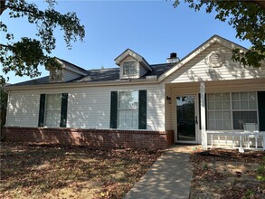 Building Photo - 1602 Parkview Pl