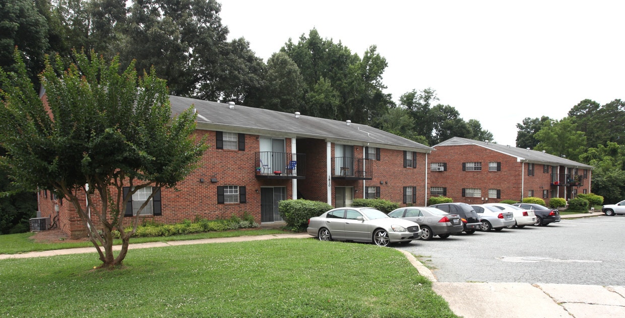 Mill Place Apartments - Mill Place