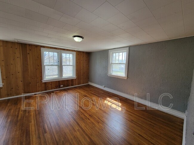 Foto del edificio - 410 Belmont Ave