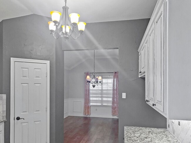 Building Photo - Adorable Home in Mansfield, TX