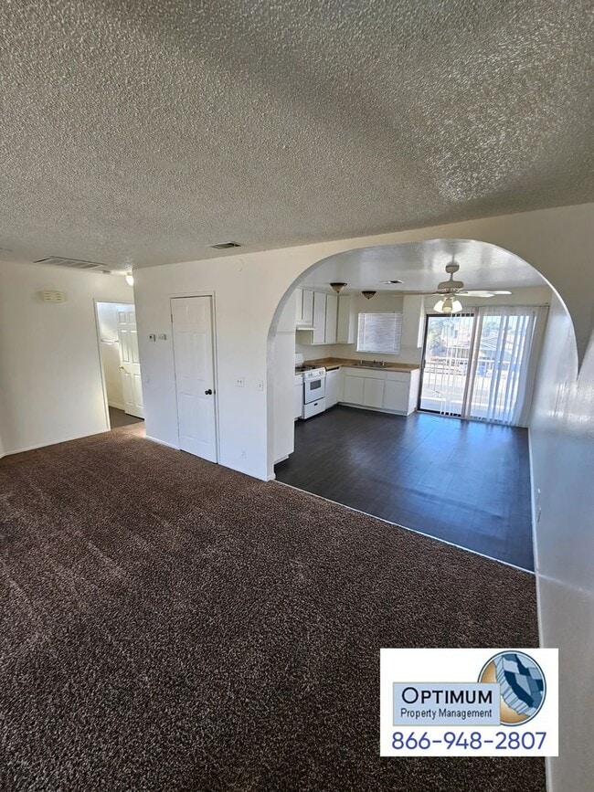 Building Photo - 15875 Green Hill Dr