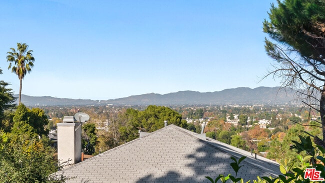 Building Photo - 11622 Sunshine Terrace