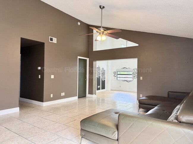 Photo - 10227 Comfort Cir House