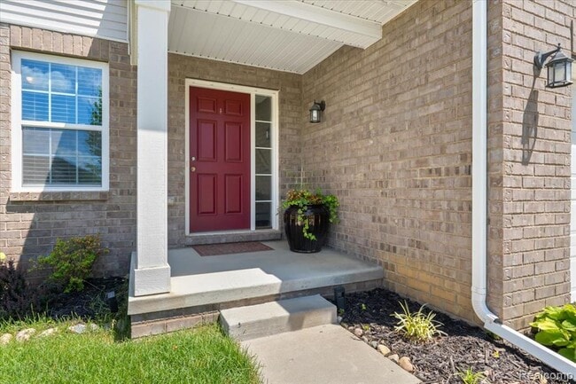 Building Photo - 21422 Navarra Dr