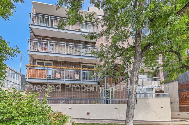 Photo - 830 Sherman St Apartment