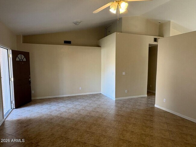 Foto del edificio - 1913 E Marquette Dr