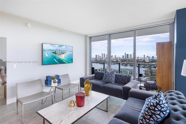 Foto del edificio - 16385 Biscayne Blvd
