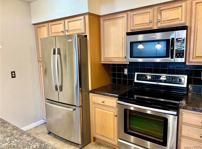 Building Photo - 8421 Buffalo Ave