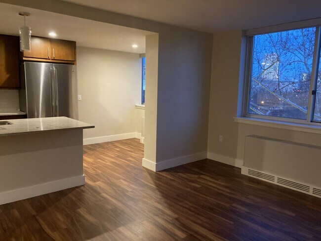 Foto del edificio - 2500 Spring Garden St