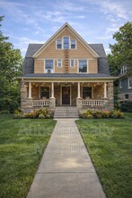 Building Photo - 3825 Walnut St