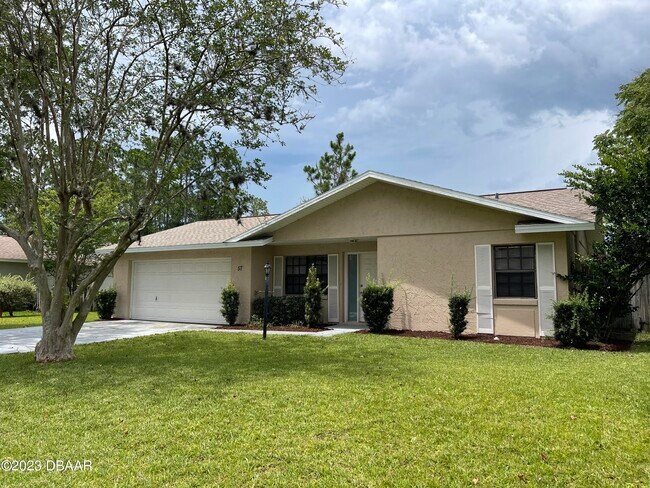 Foto del edificio - 57 Westmount Ln