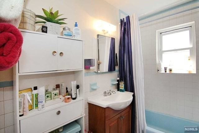 Building Photo - 1 bedroom in Paterson NJ 07524