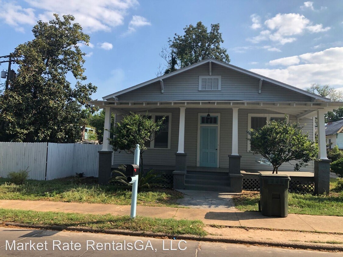 Primary Photo - 3 br, 2 bath House - 323 W. Water Street