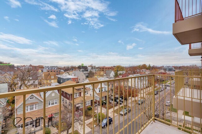 Foto del edificio - 1618 Brooklyn Ave