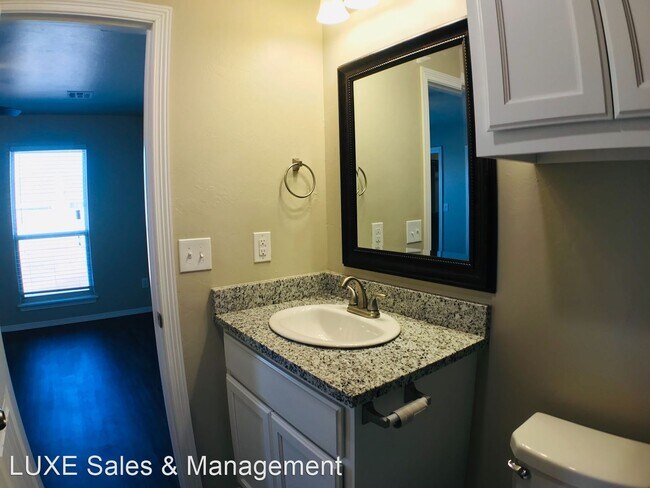 Building Photo - 3 br, 2 bath House - 595 Washington Ave