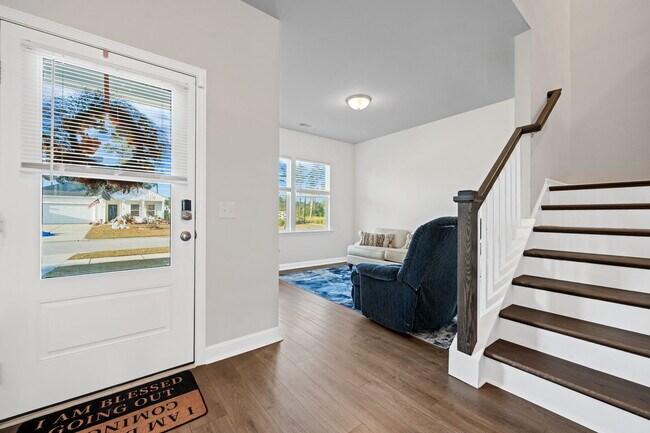 Foto del edificio - 188 Lucca Dr