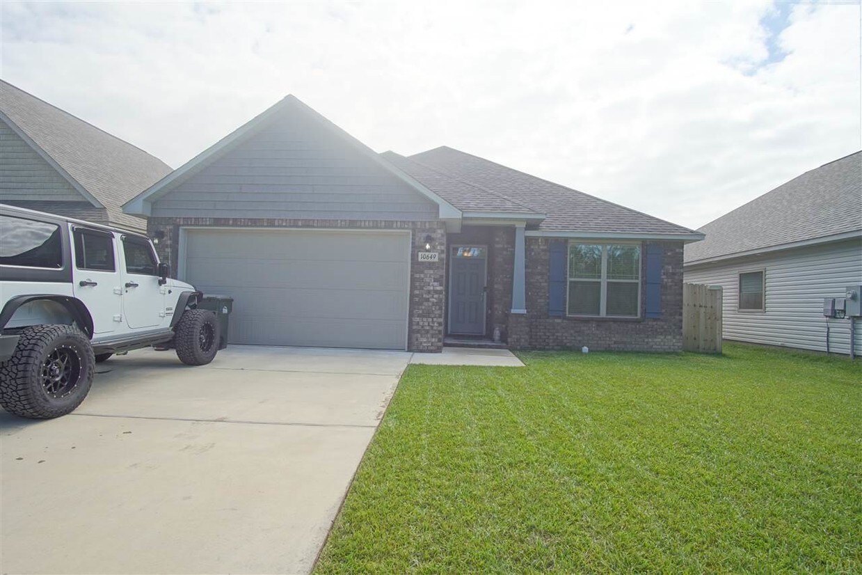 10649 Trailblazer Way, Pensacola, FL 32506 House for Rent in