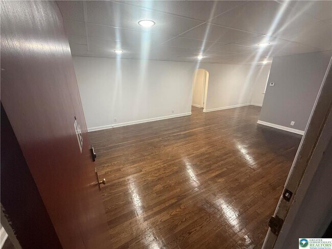 Foto del edificio - 10 N 17th St