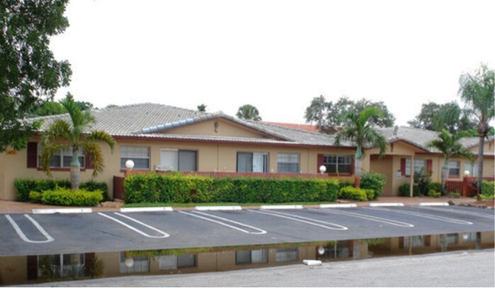 Primary Photo - 8601 NW 35th St