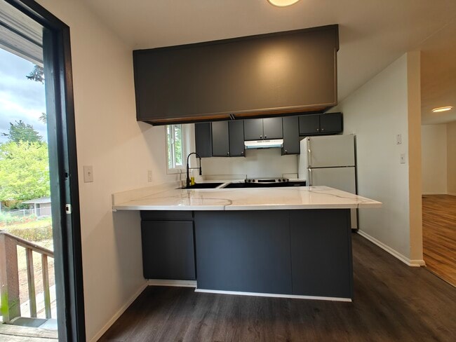 Foto del edificio - 14546 25th Ave NE