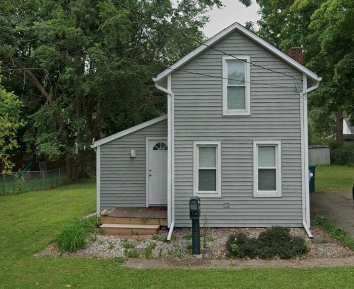 Primary Photo - 430 E Vine St
