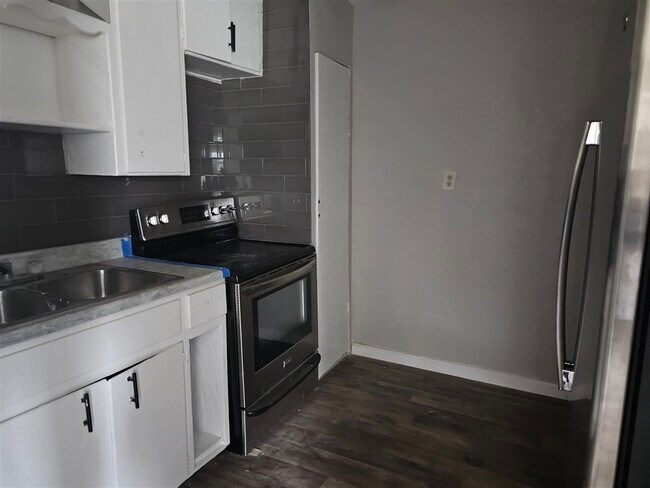Foto del edificio - 102 SW 25th St