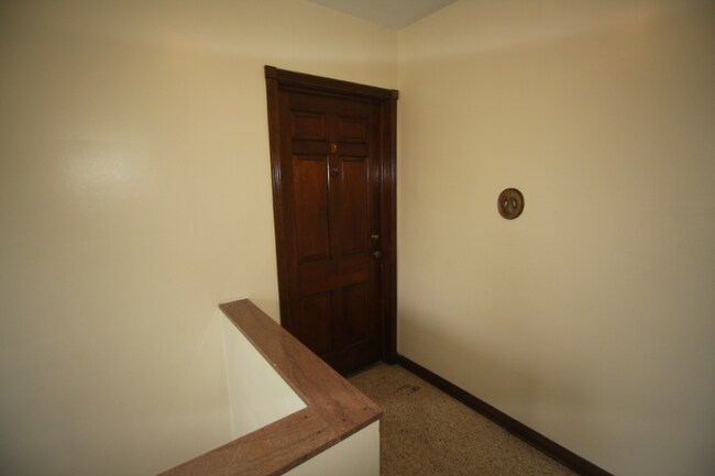 Building Photo - 1755 Wyandotte Rd
