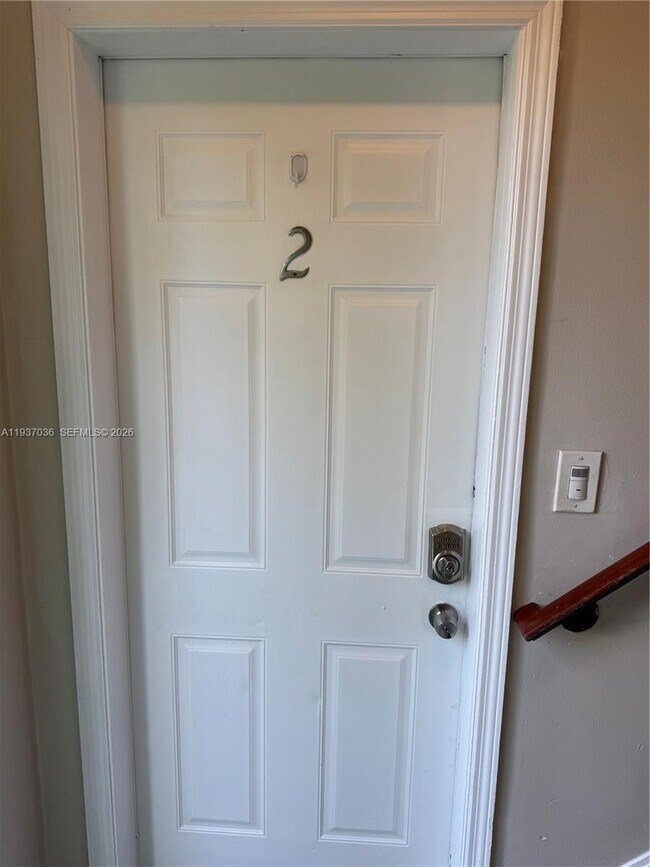 Foto del edificio - 1027 Euclid Ave