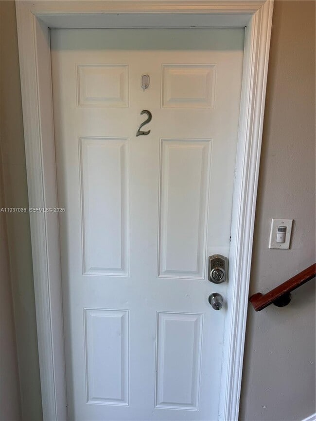 Building Photo - 1027 Euclid Ave