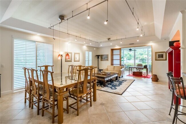 Building Photo - 3705 54th Dr W