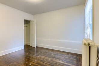 Building Photo - 935 Jervis St