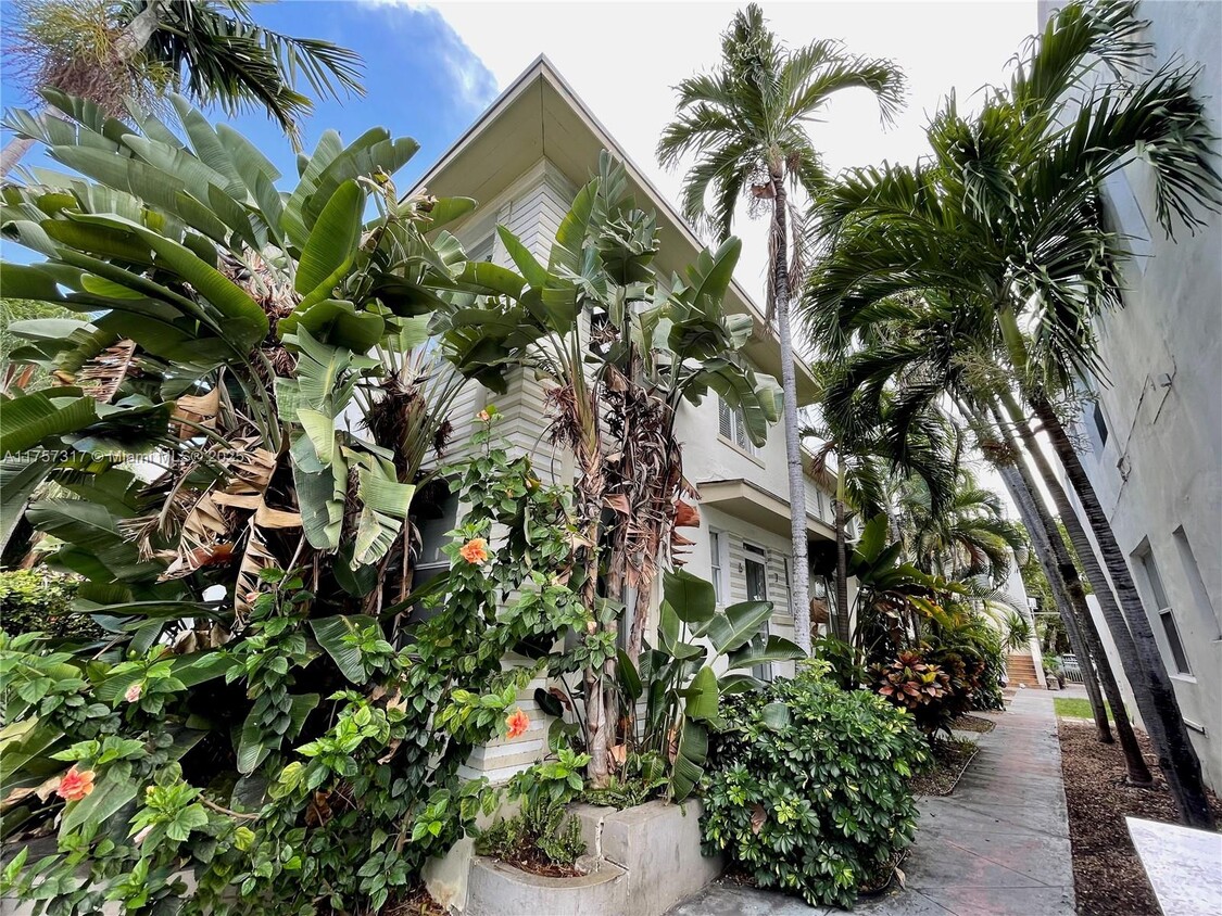 Foto principal - 1030 Jefferson Ave