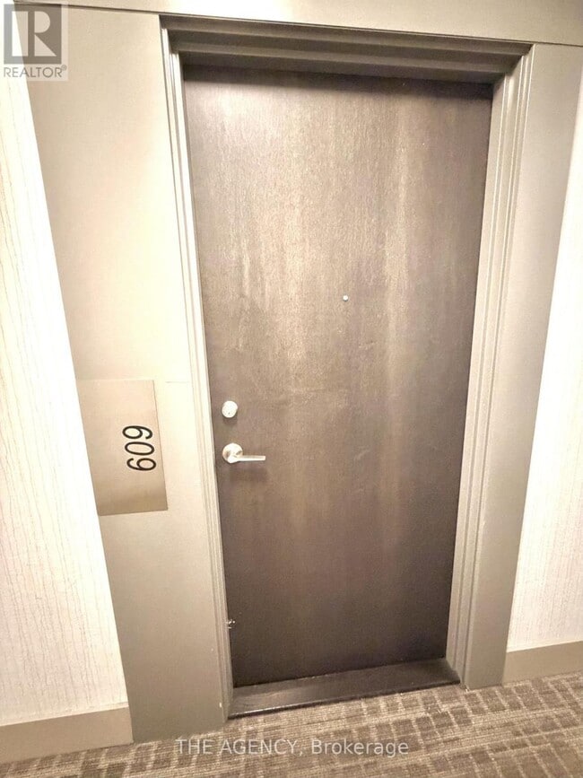 Photo du bâtiment - 50 Bruyeres Mews