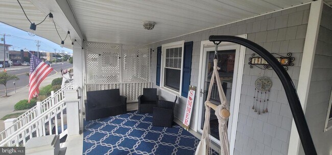 Building Photo - 1108 Ocean Ave