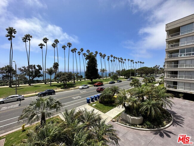 Foto del edificio - 515 Ocean Ave