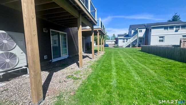 Building Photo - 44 Mettler St