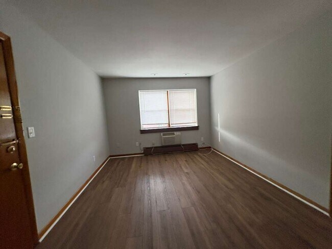 Foto del edificio - 185 Thompson St