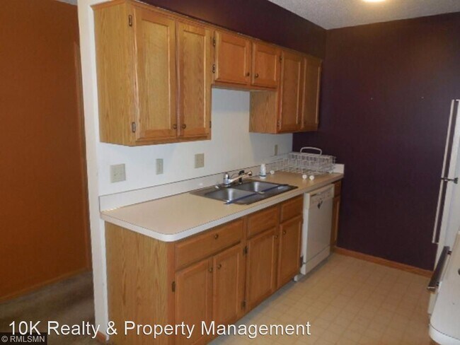 Building Photo - 2 br, 1 bath House - 10618 Hummingbird St NW