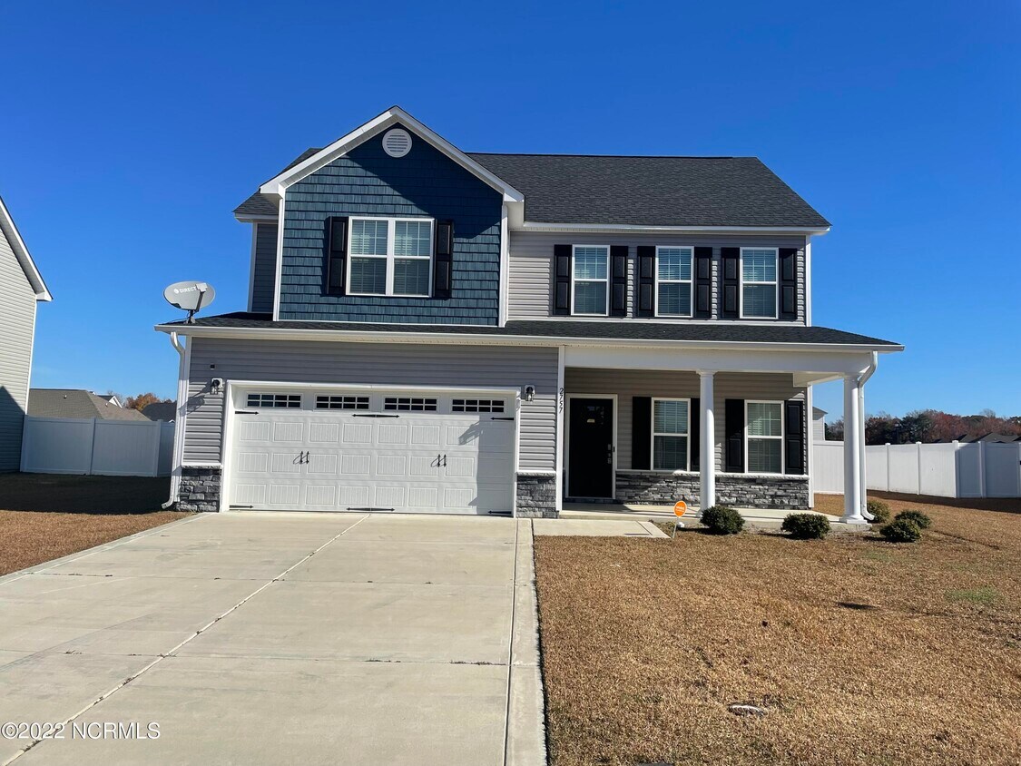 2757 Chalet Cir, Winterville, NC 28590 House Rental in Winterville