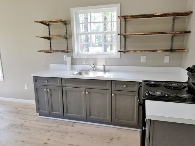 Building Photo - Tiny House