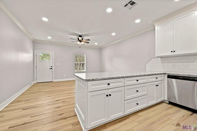 Foto del edificio - 13411 Country Meadow Ave