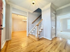 Building Photo - 3834 E Chadwick Dr