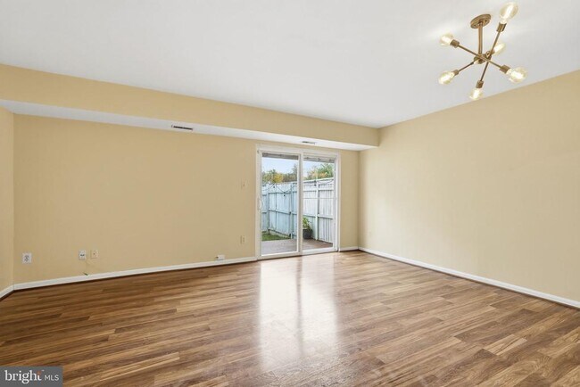 Foto del edificio - 168 Edinburgh Square