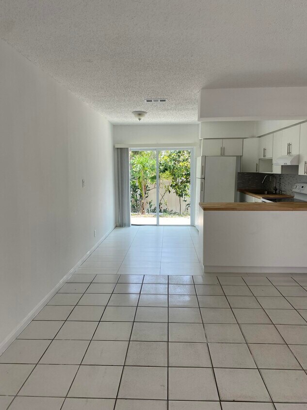 Foto principal - 1718 Juno Rd