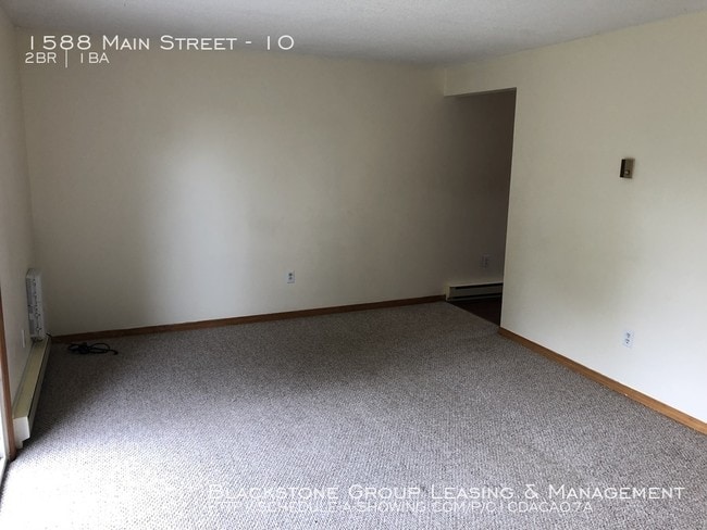 Building Photo - 1588 Main Street