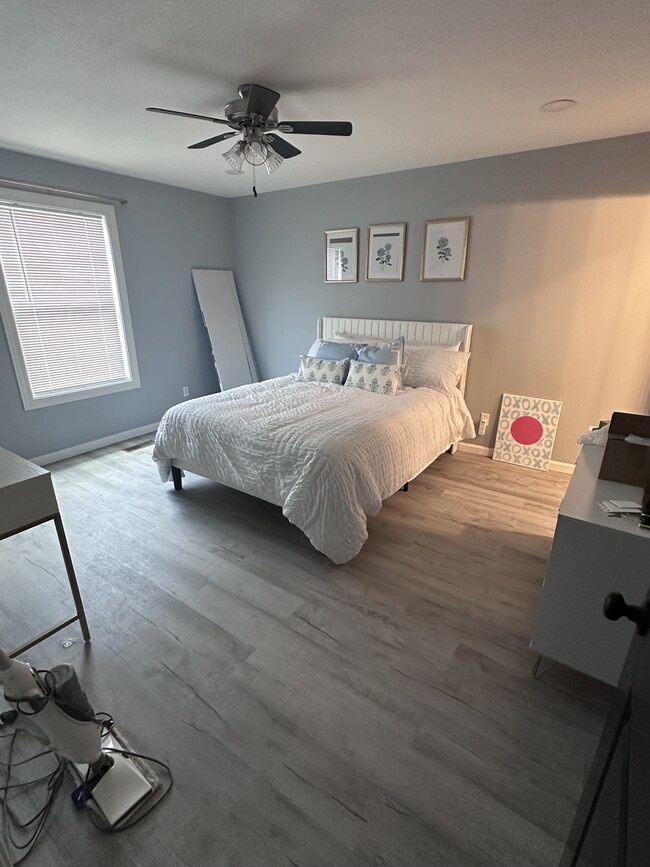 Building Photo - Brooks Street Quadplex - Fyffe