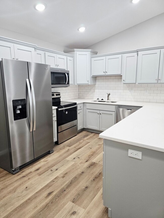 Building Photo - 3030-MF3-E5