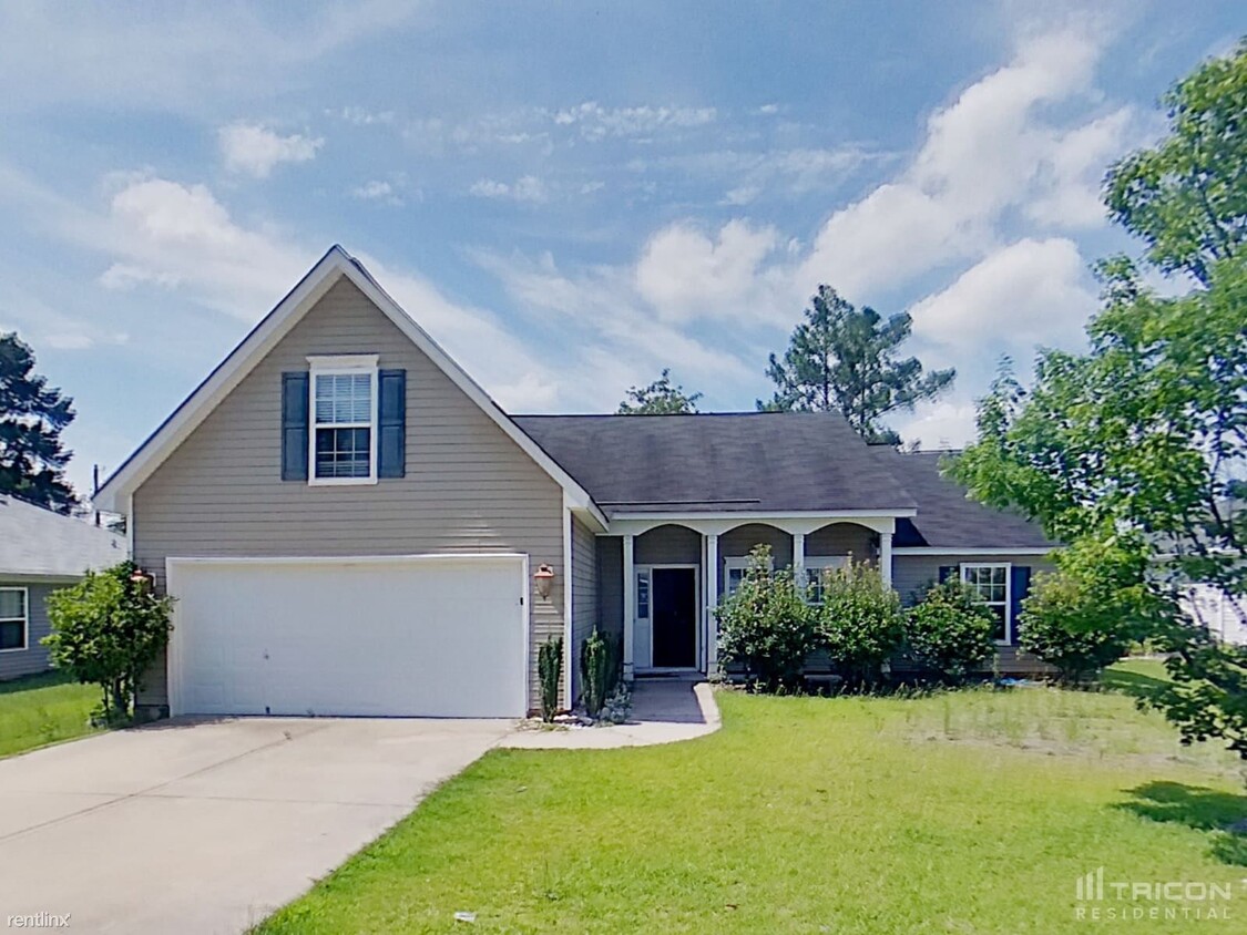 Primary Photo - 409 Baneberry Ln
